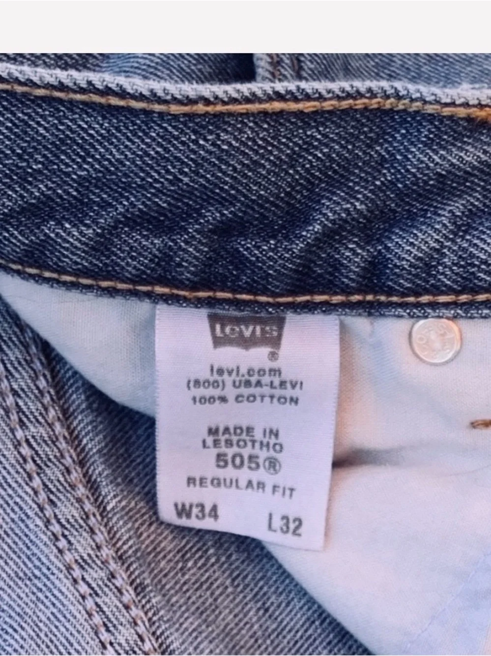 Levi’s Y2K 505 Regular Fit Medium Stonewash Straight Leg Jeans ~ Men’s 34/32